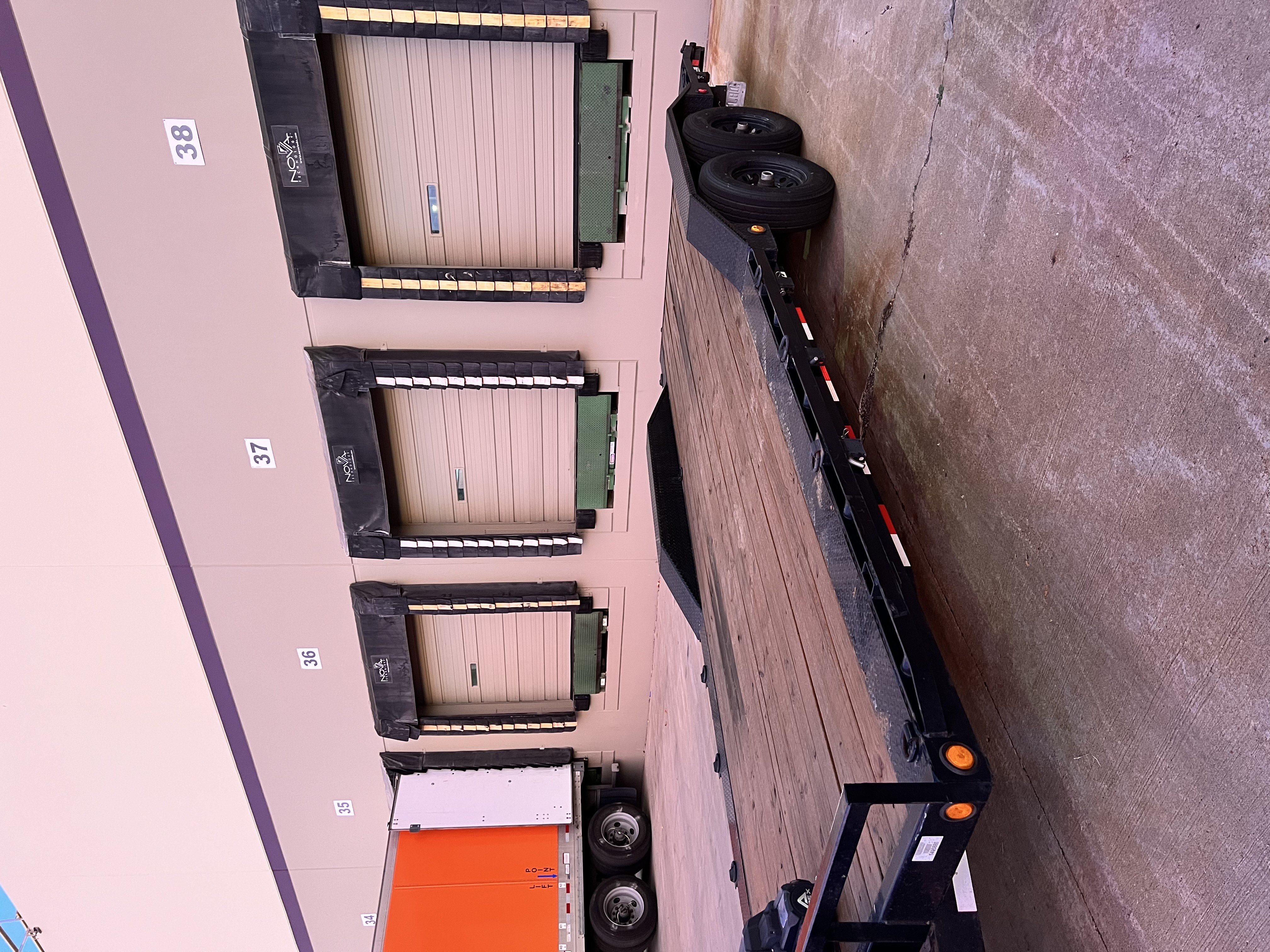 8x22 Drive Over Fender Car Hauler thumbnail view 2 - car hauler trailer rental