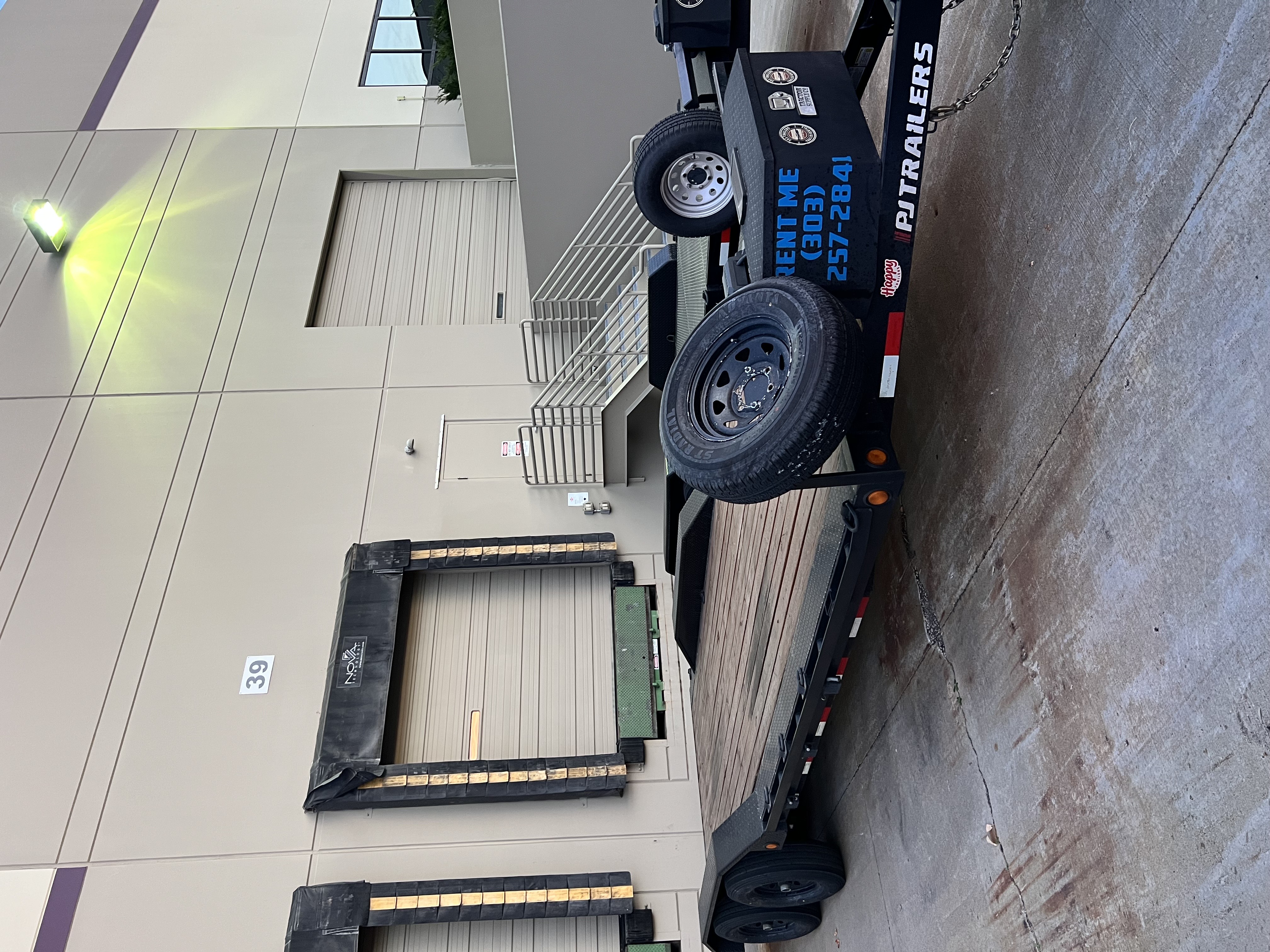 8x22 Drive Over Fender Car Hauler thumbnail view 4 - car hauler trailer rental